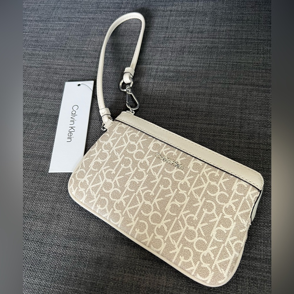 NWT Calvin Klein Wristlet Wallet Almond